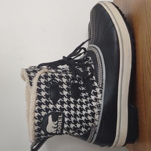 Women's Sorel winter ducky boots